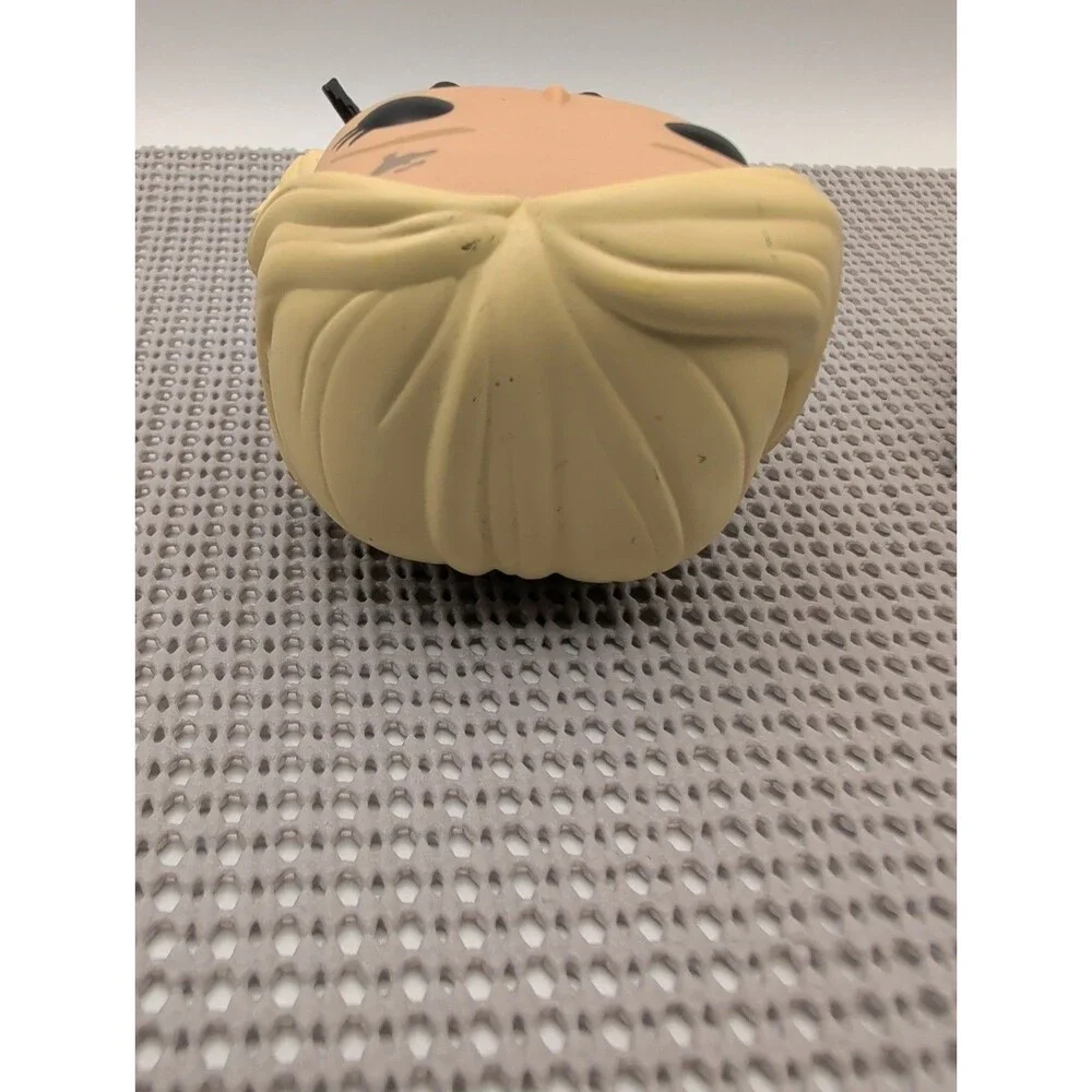 Funko POP Loose The 100 Life is a Fight 438 Clarke Vaulted Loose No Box